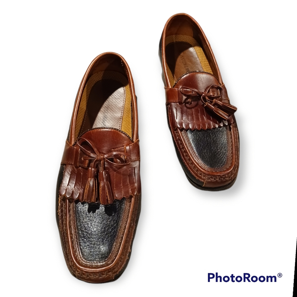 Johnston & Murphy  Vintage Brown Leather Tassel Loafers